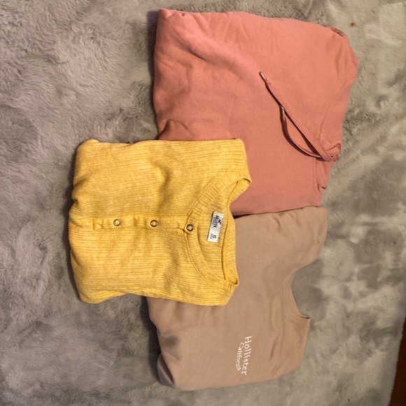 HOLLISTER BUNDLE - Picture 1 of 4